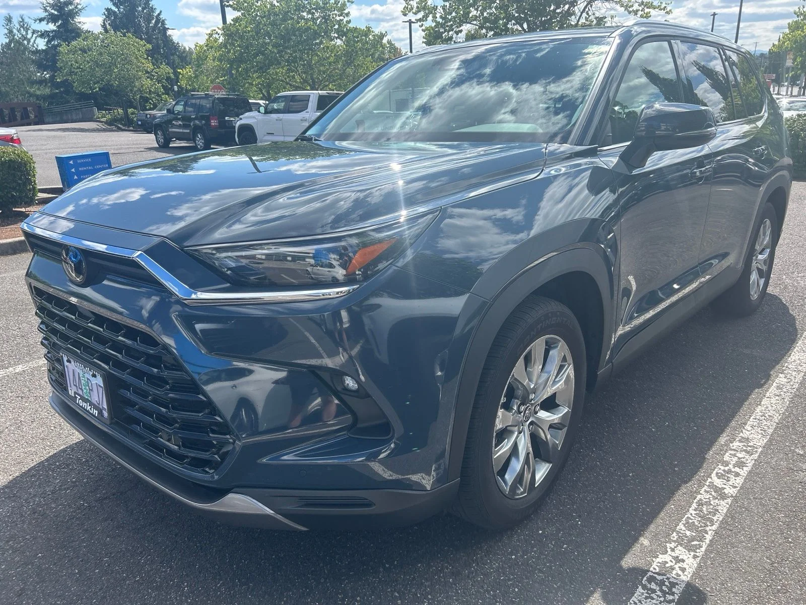 Used 2024 Cloud Toyota Limited image 1