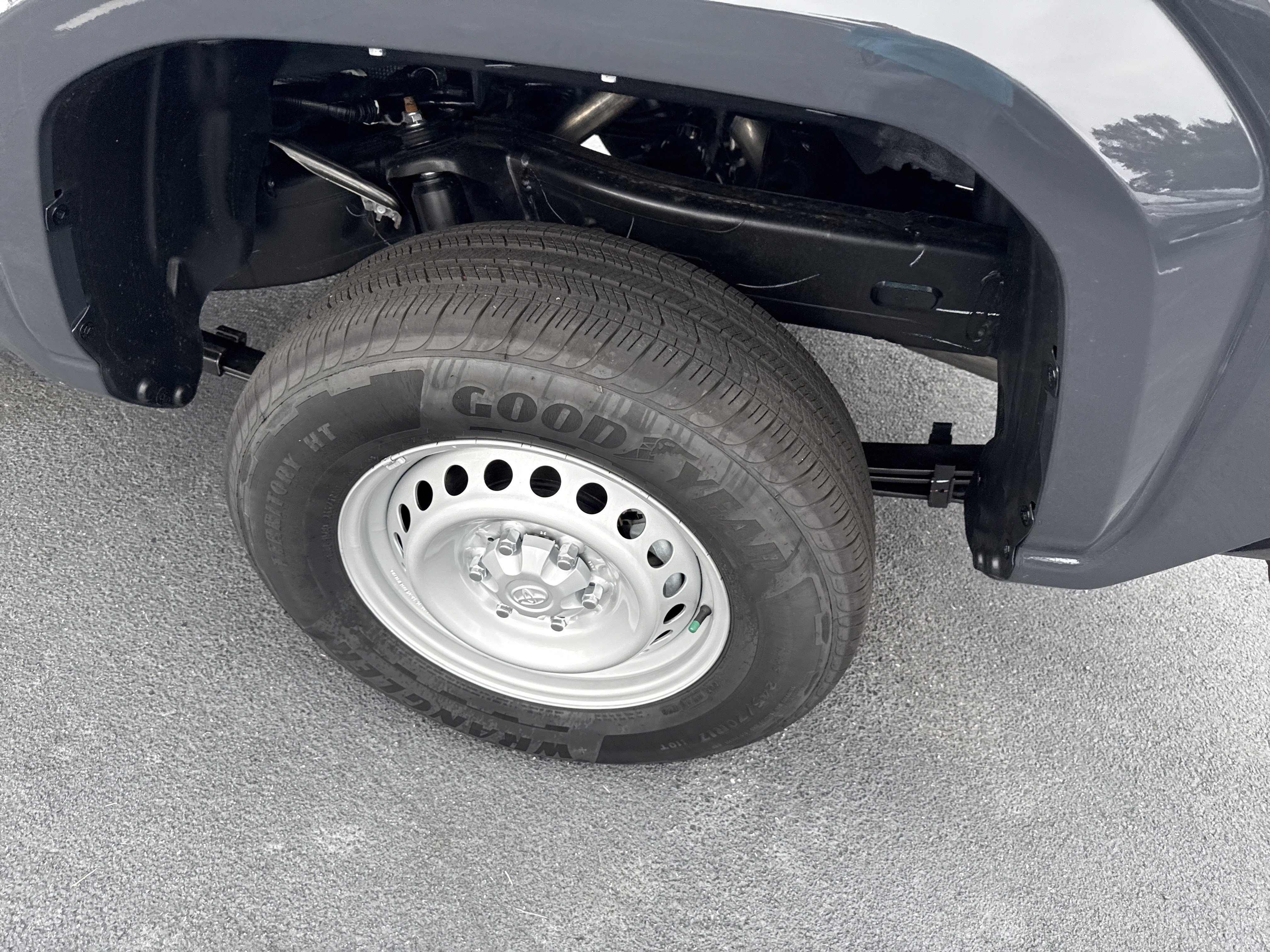 Used 2025  Toyota  image 12
