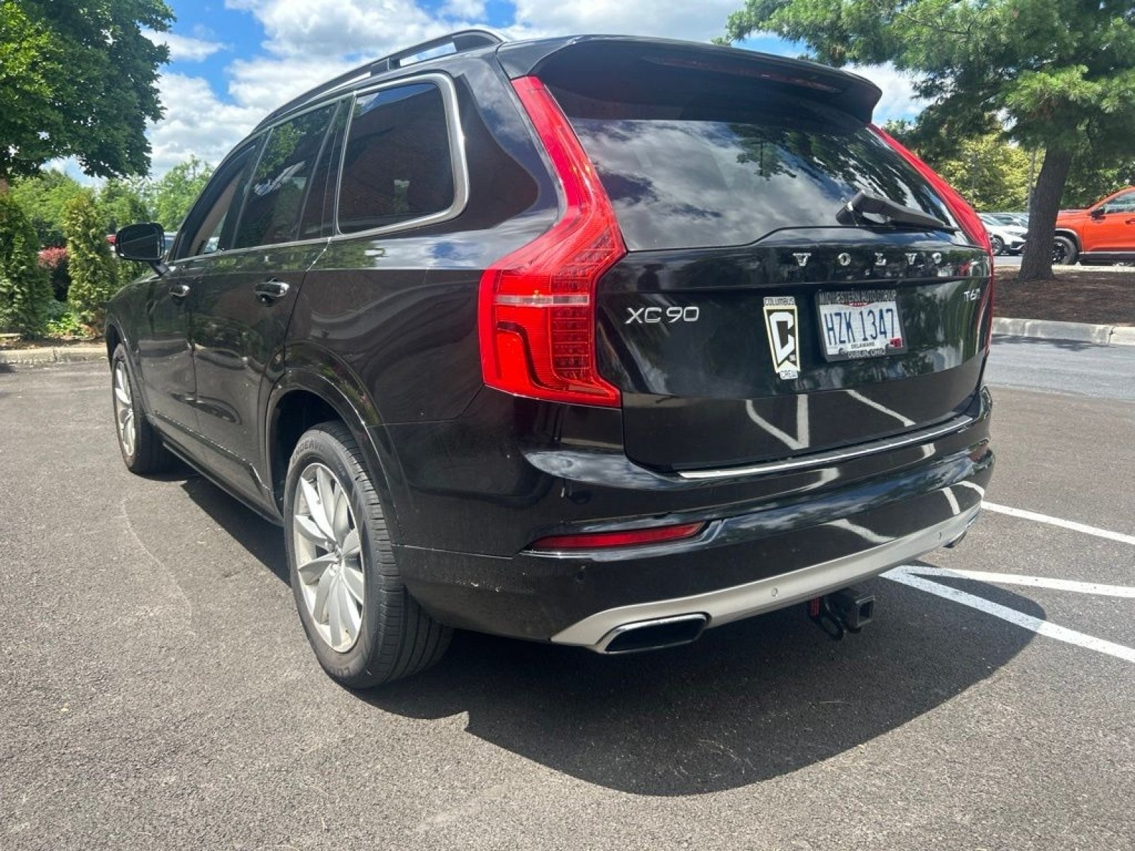 Used 2016 Onyx Black Metallic Volvo T6 Momentum image 8
