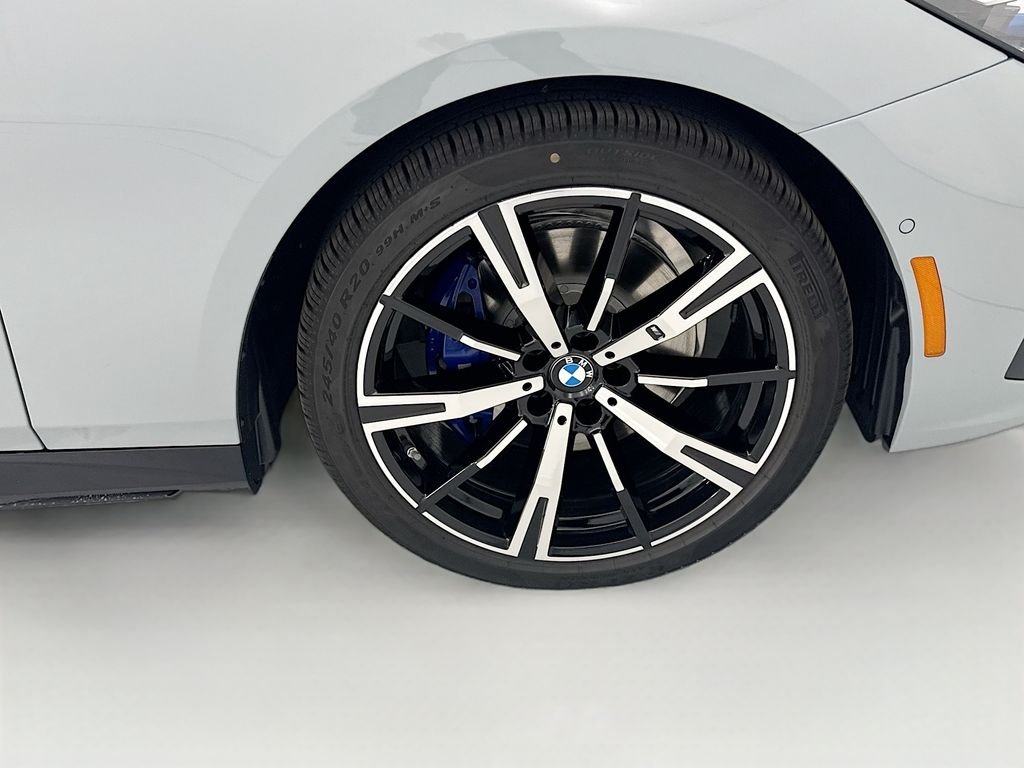 Used 2026 Gray Metallic BMW 530i image 31