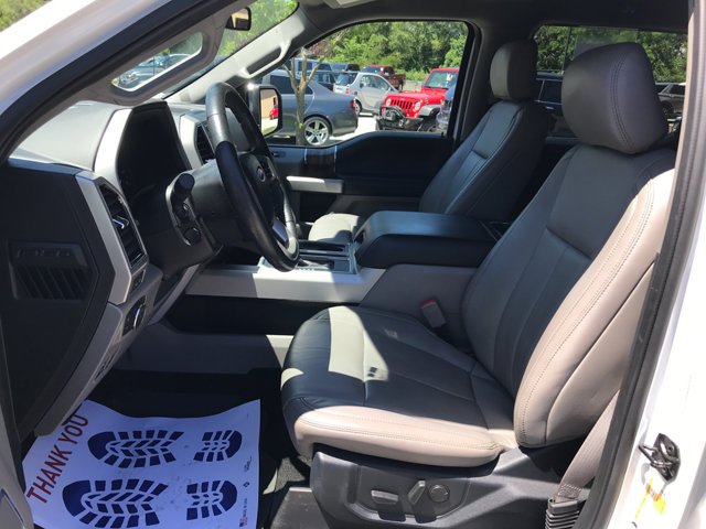 Used 2020 Oxford White Ford LARIAT image 26
