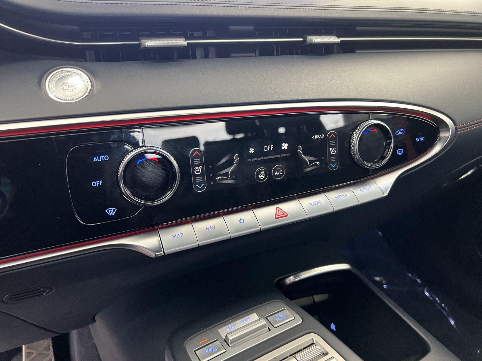 2022 GENESIS GV70 Sport - Photo 21
