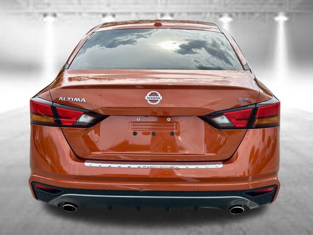 Used 2021 Orange Nissan 2.5 SR image 8