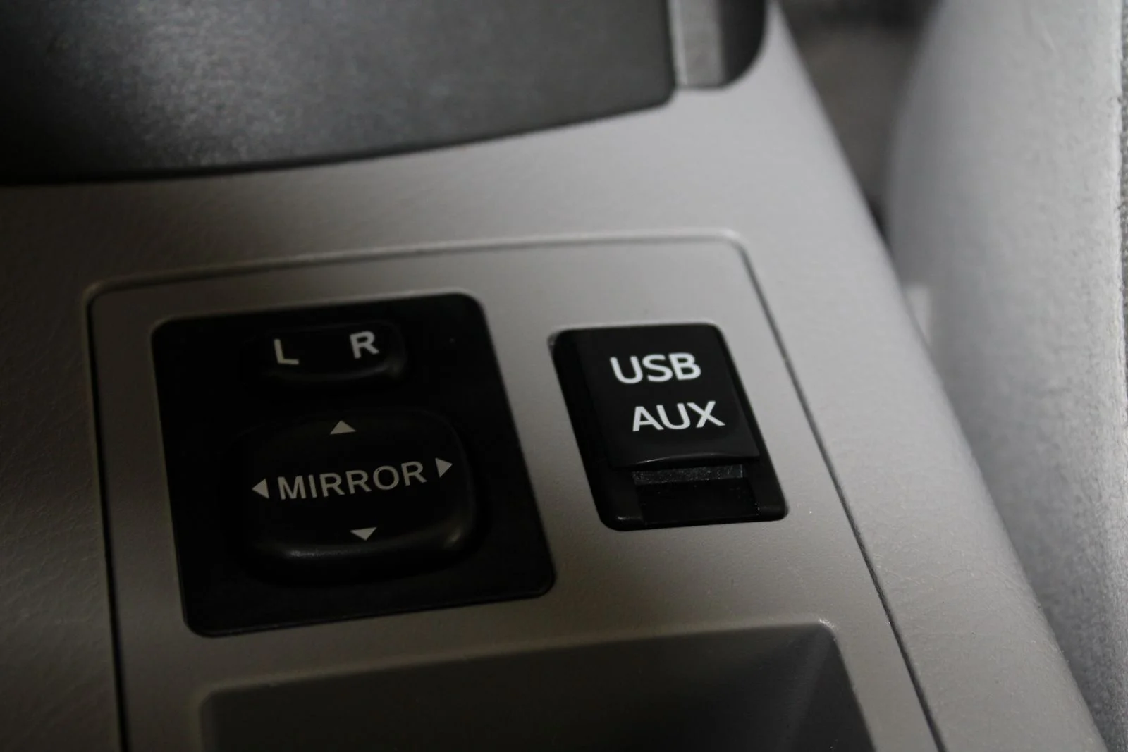Used 2012 Red Toyota Base image 20