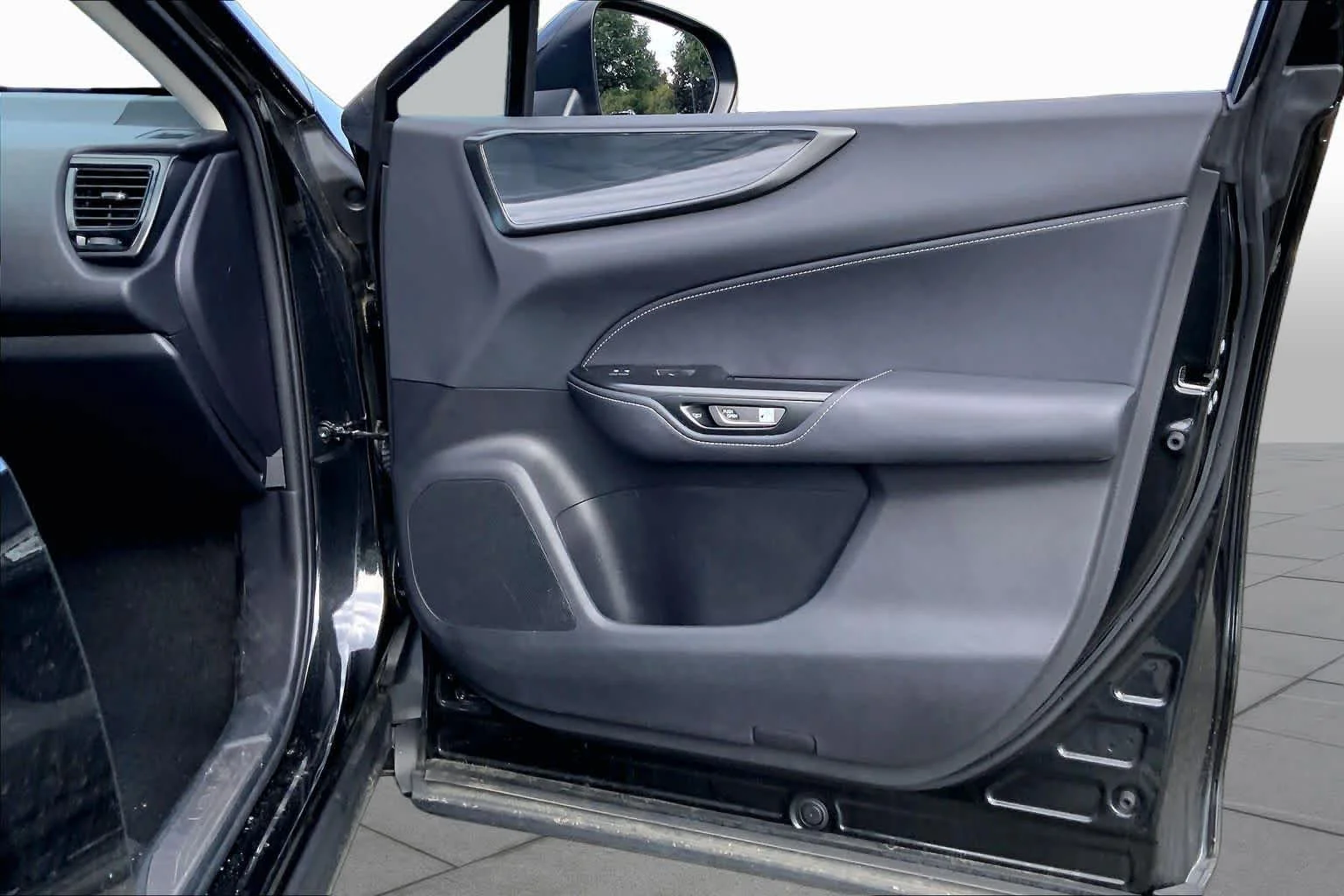 Certified Used 2023 Caviar Lexus Premium image 22