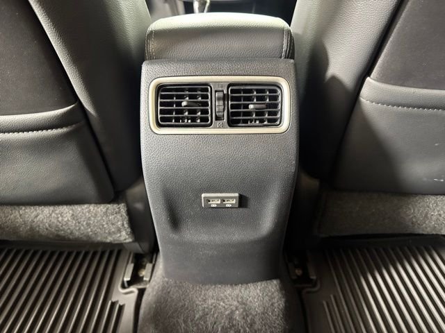 Used 2018 White Nissan 2.5 SL image 13