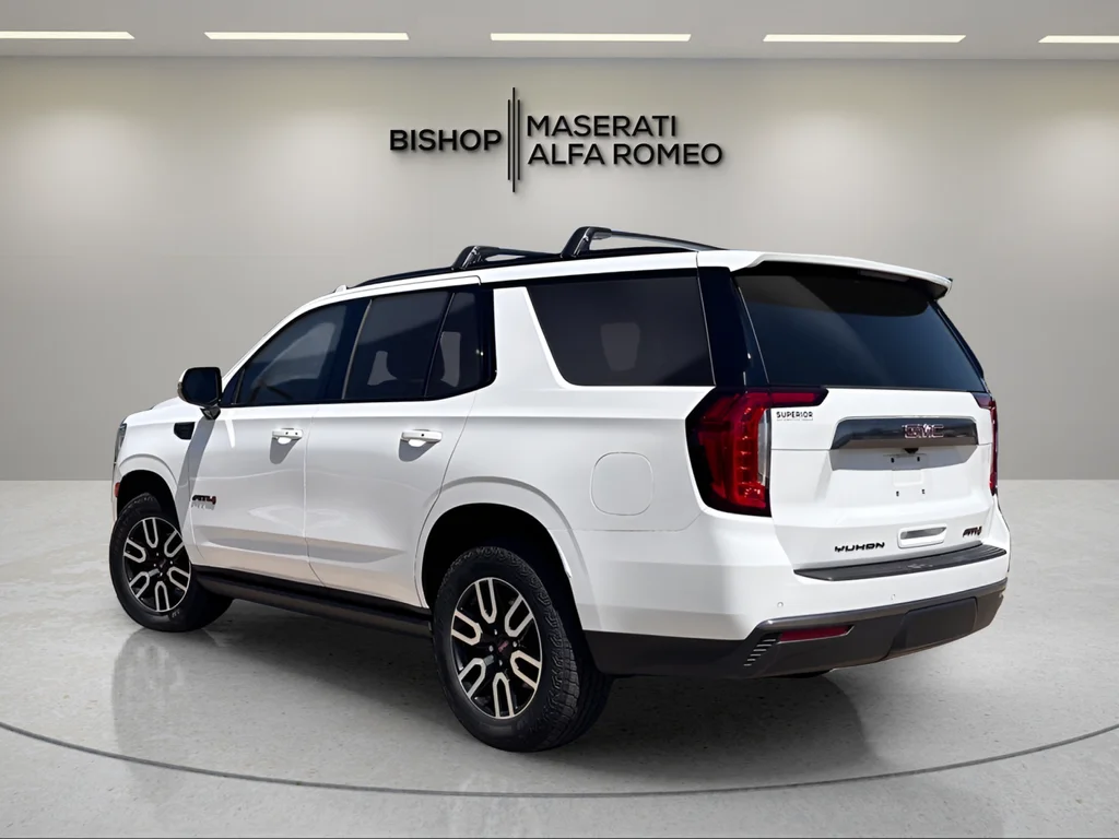 Used 2023 White GMC AT4 image 3