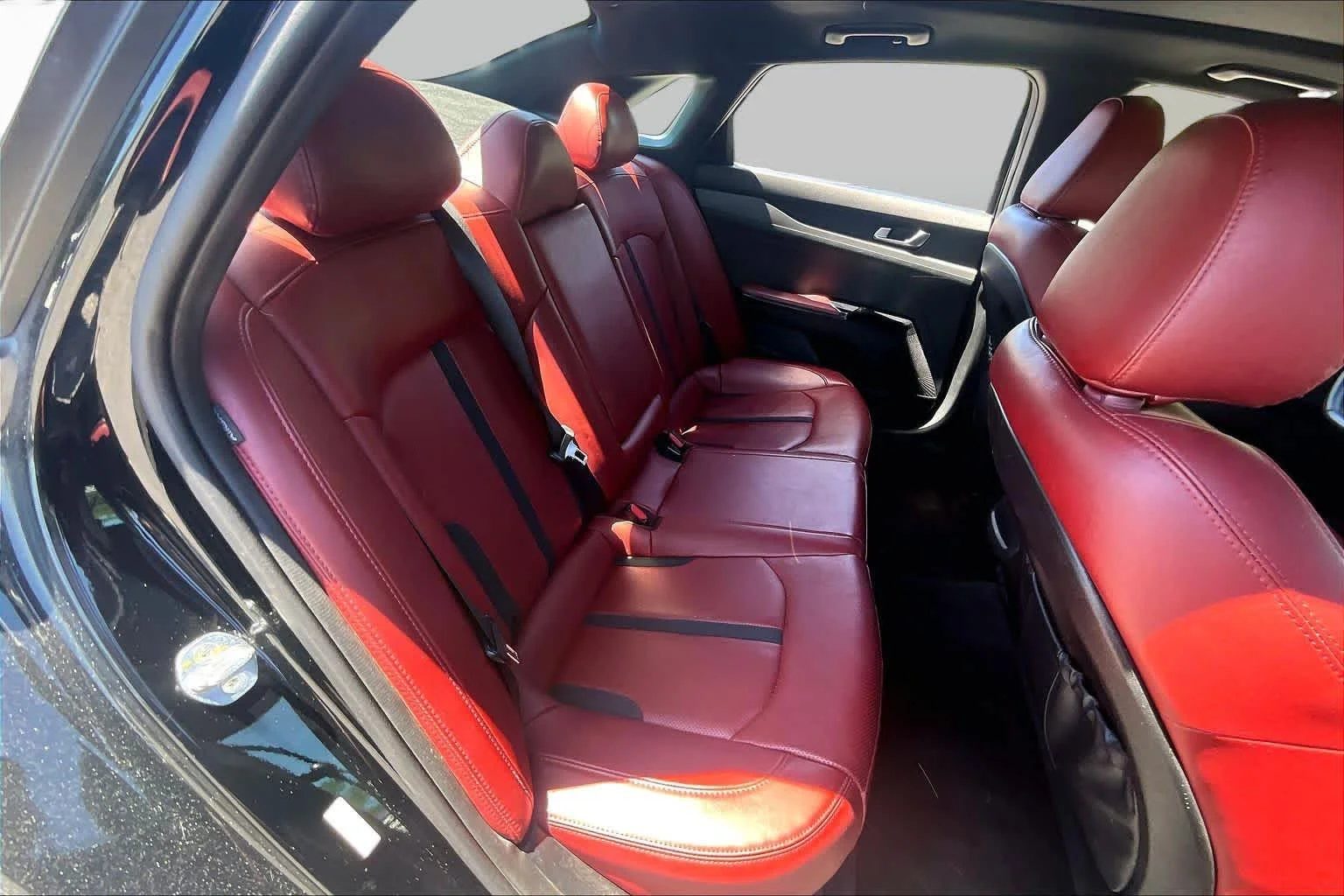 Used 2022 Ebony Black Kia GT-Line image 21