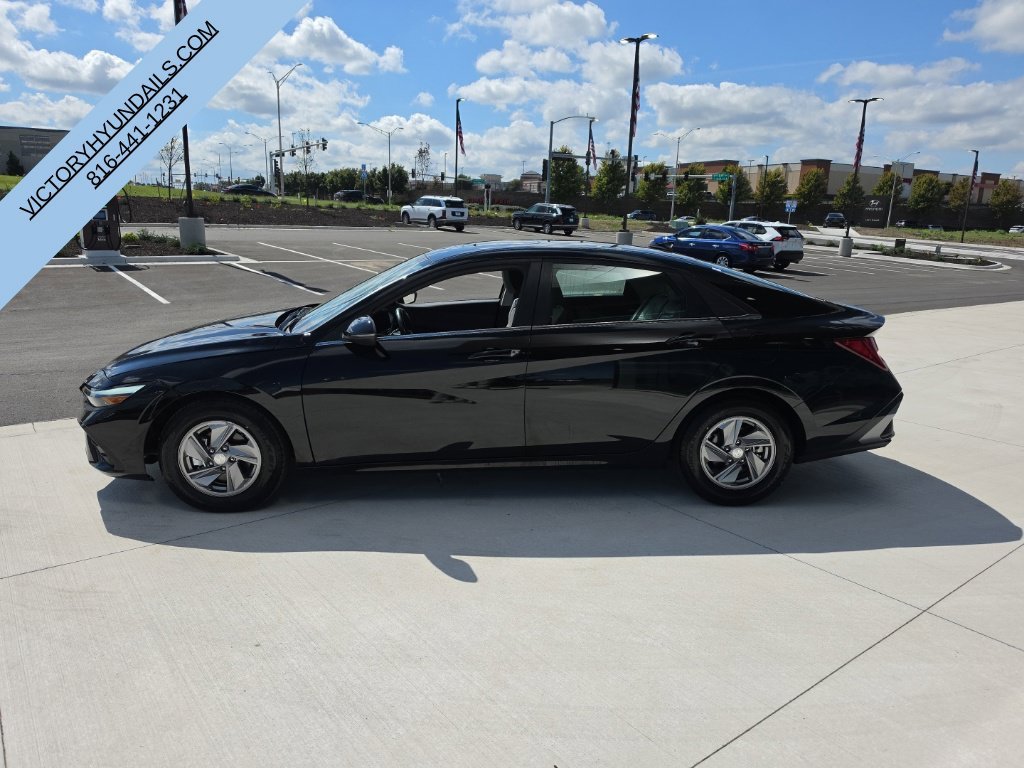 Used 2025 Hyundai Elantra Limited with VIN KMHLN4DJ4SU175965 for sale in Kansas City