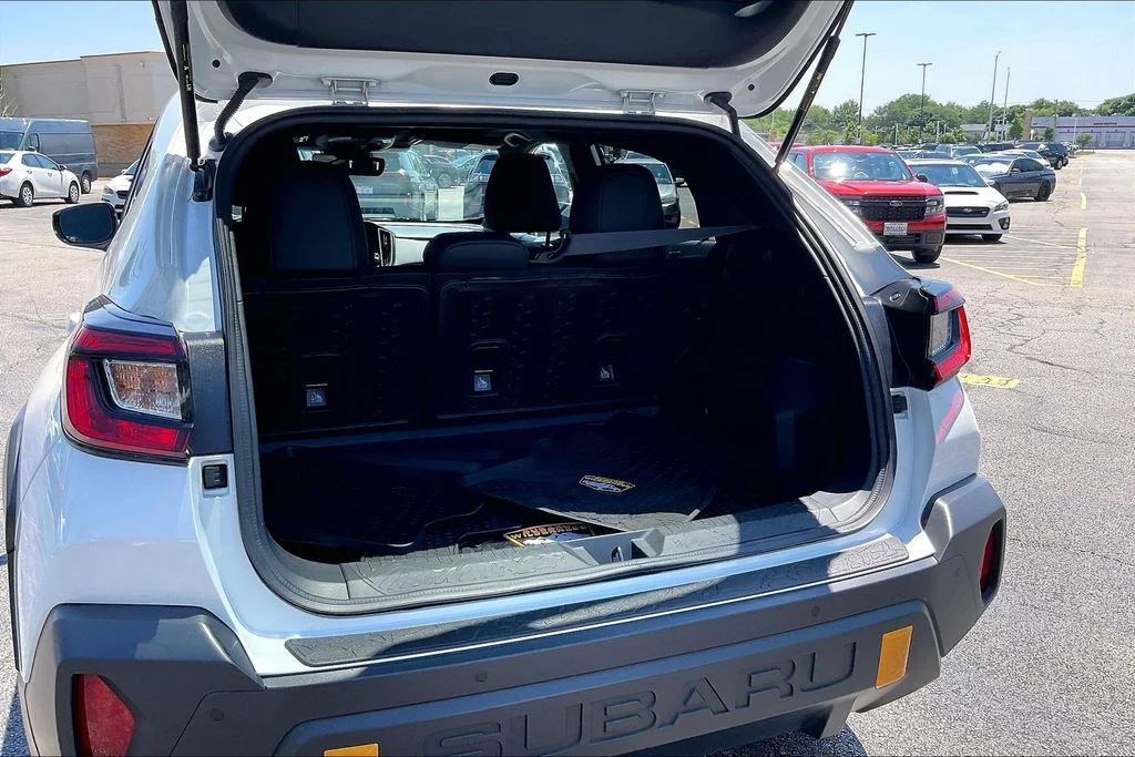 Used 2025 White Subaru Wilderness image 31
