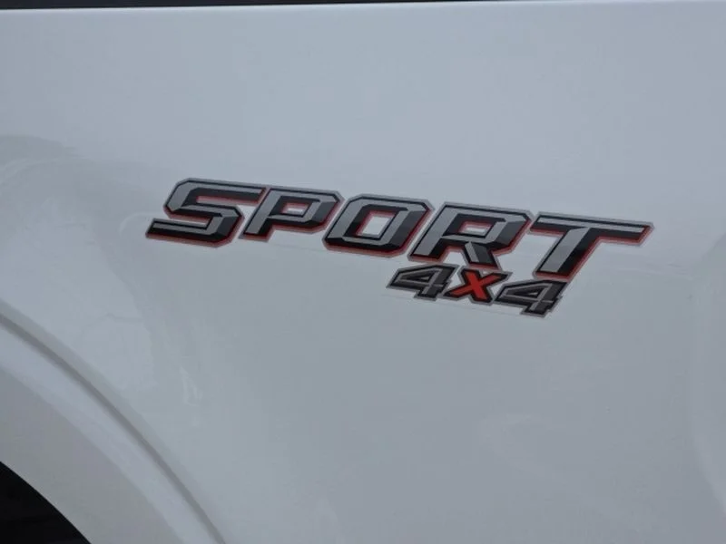 Certified Used 2023 Oxford White Ford XLT image 8