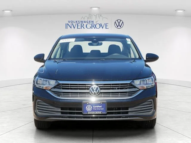 Certified 2024 Volkswagen Jetta SE with VIN 3VWEM7BU5RM050578 for sale in Inver Grove Heights, Minnesota