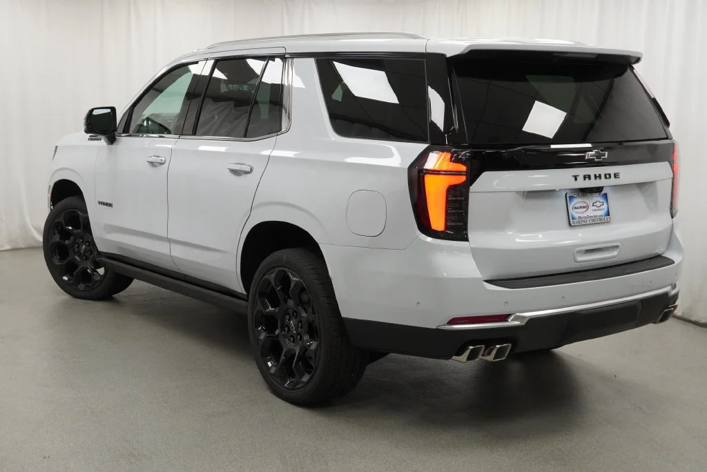 New 2026 Polar White Tricoat Chevrolet High Country image 5