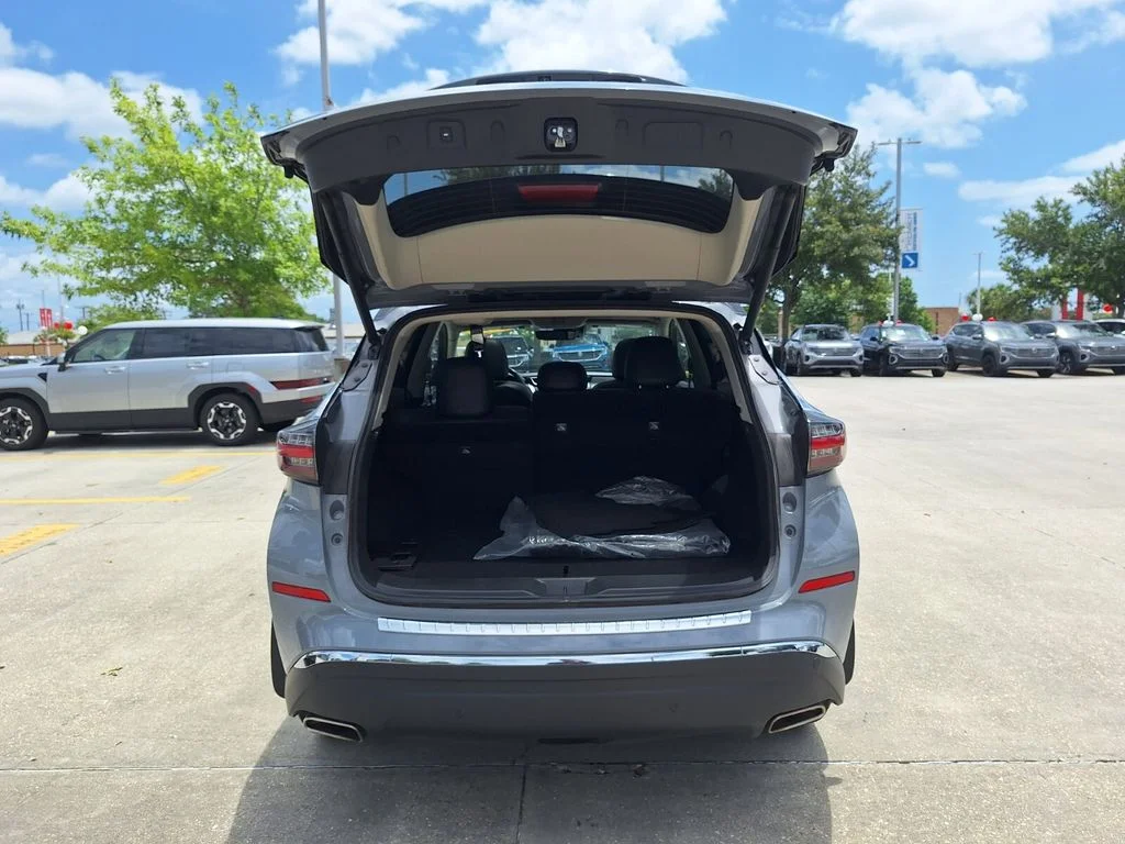 Used 2024 Gray Nissan SL image 28