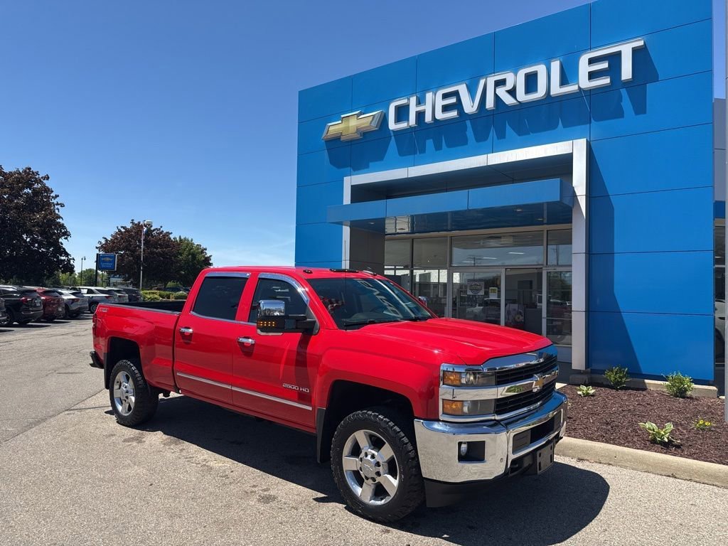 2016 Chevrolet Silverado HD LTZ 4WD Crew Cab Standard Box's photo
