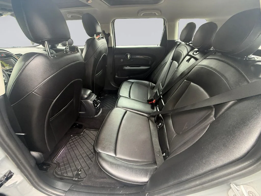 Used 2017 Gray MINI Clubman image 17