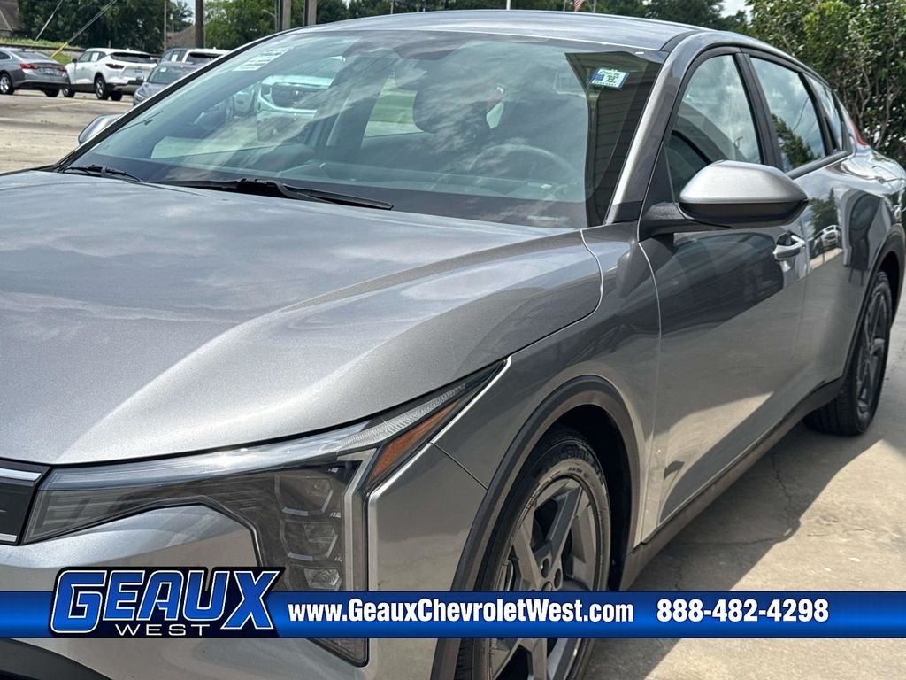 Used 2025 Gray Kia LXS image 7