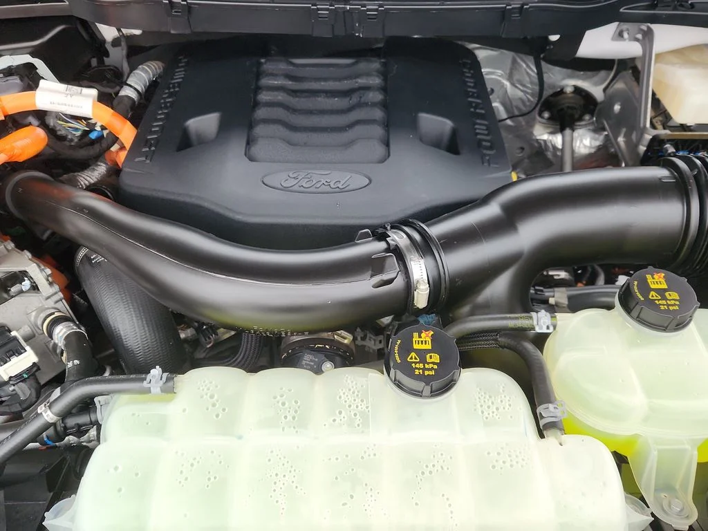 Used 2023 White Ford XLT image 18