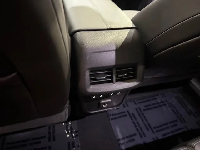 Used 2019 Pearl Chevrolet Premier image 30
