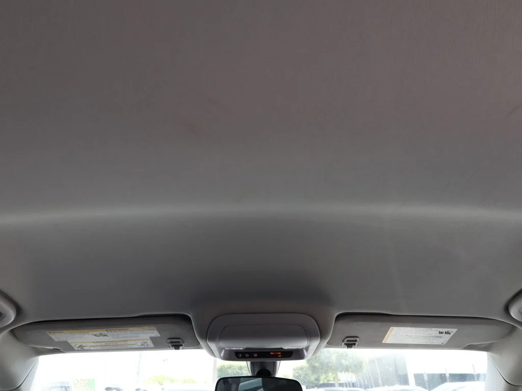 Used 2019 White Chevrolet LS image 14