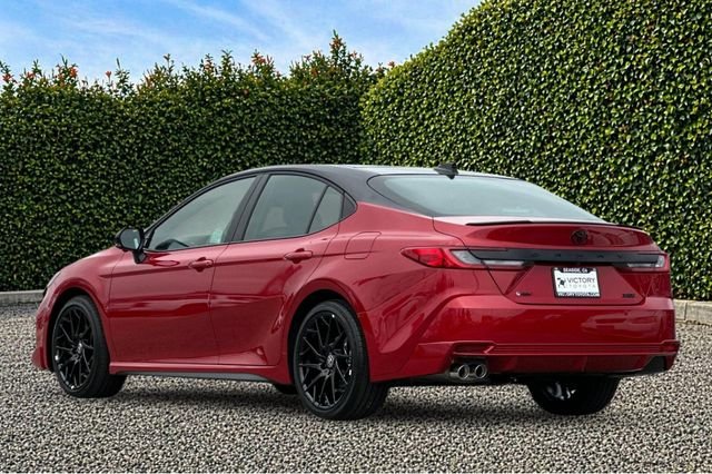 New 2026 Supersonic Red with Midnight Black Metallic roof Toyota XSE image 6