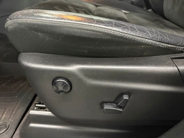 Used 2018 Black Jeep Altitude image 15