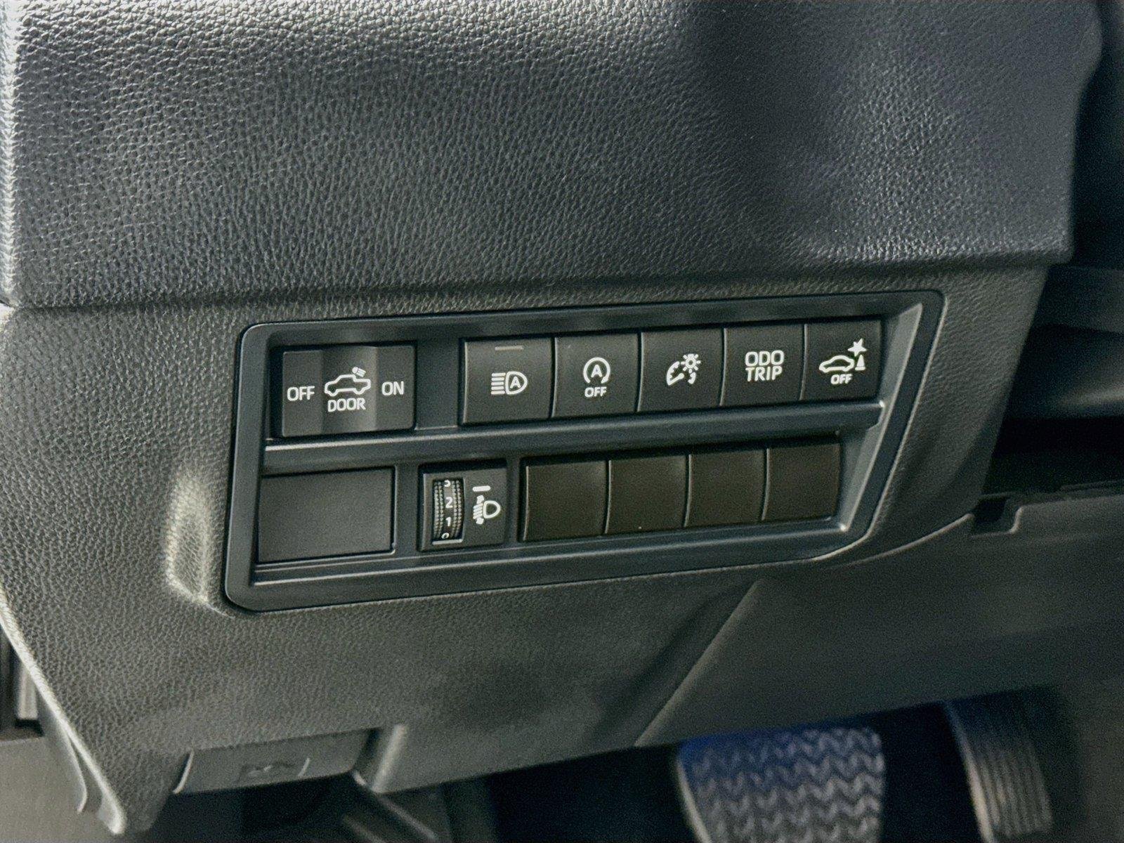 Used 2024 Ice Cap Toyota SR5 image 14