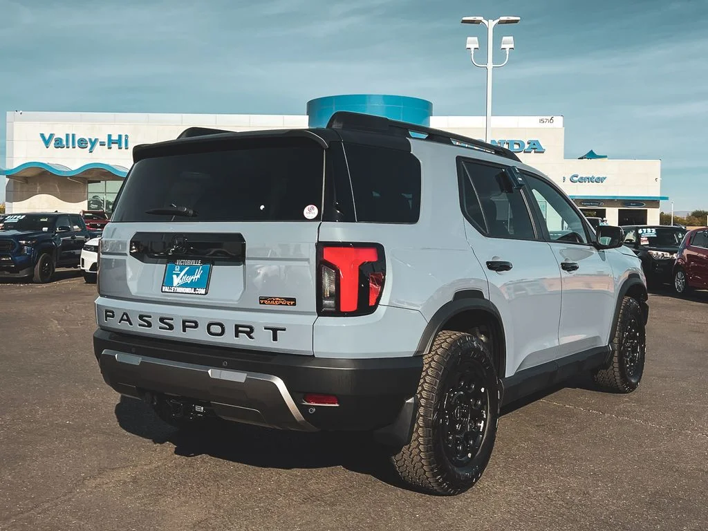 New 2026 Sonic Gray Pearl Honda TrailSport Blackout image 5