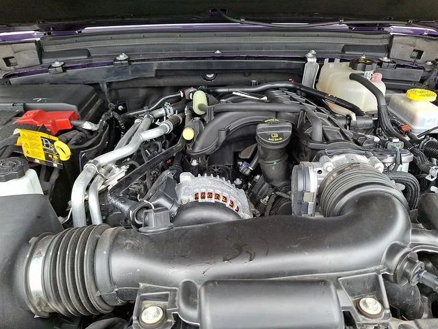 Used 2023 Purple Jeep Rubicon image 29