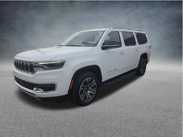 Used 2025 White Jeep Series II image 3