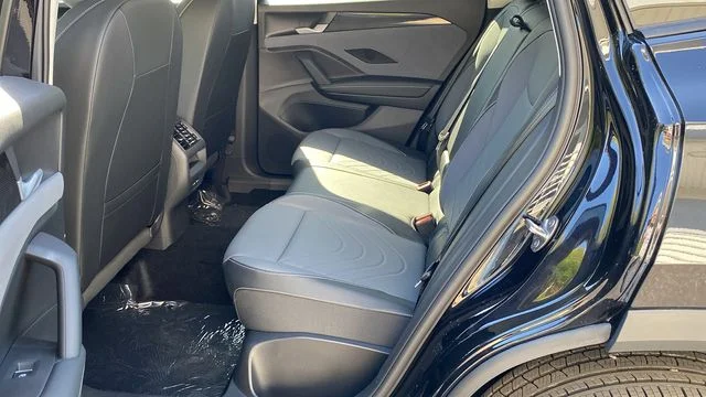 New 2026 Black Volkswagen 2.0T SE image 21
