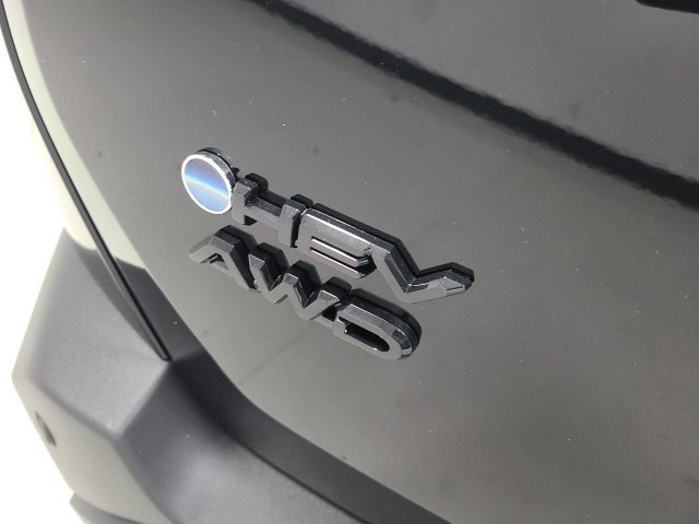 New 2026 Midnight Black Metallic Toyota XLE Premium image 8
