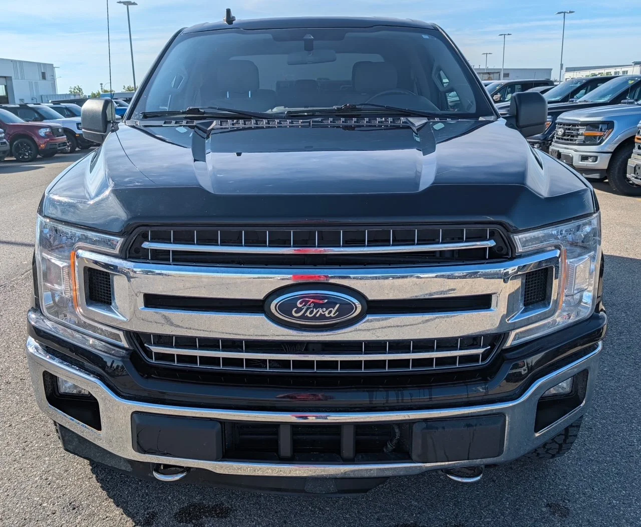 Used 2020 BLACK Ford XLT SuperCrew image 8