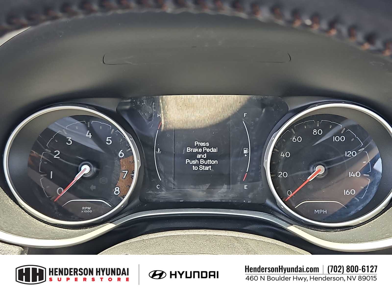 Used 2020 Laser Blue Pearlcoat Jeep Latitude image 32