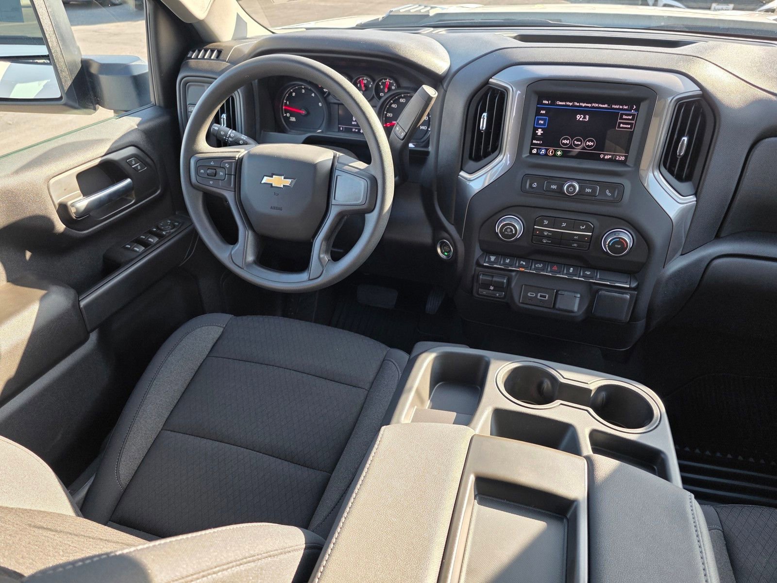 2025 Chevrolet Silverado 2500 HD Custom - Photo 22