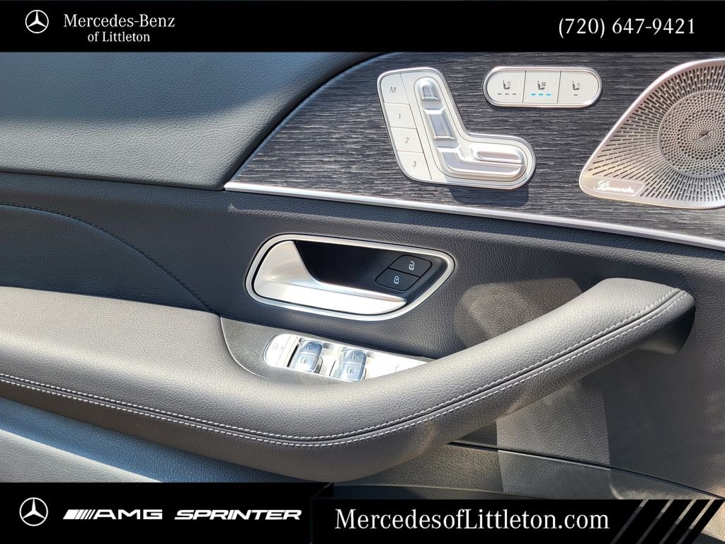 New 2026 Obsidian Black Metallic Mercedes-Benz GLE 580 image 22