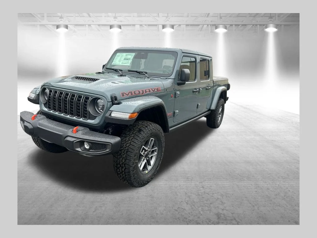 2026 Jeep Gladiator Mojave Auto's photo