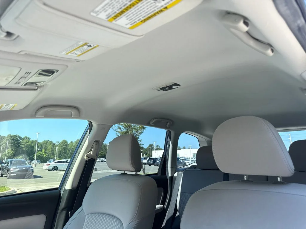 Used 2015 Quartz Blue Subaru 2.5i image 31