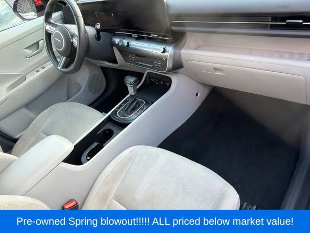 Used 2024 Orange Hyundai SEL image 12