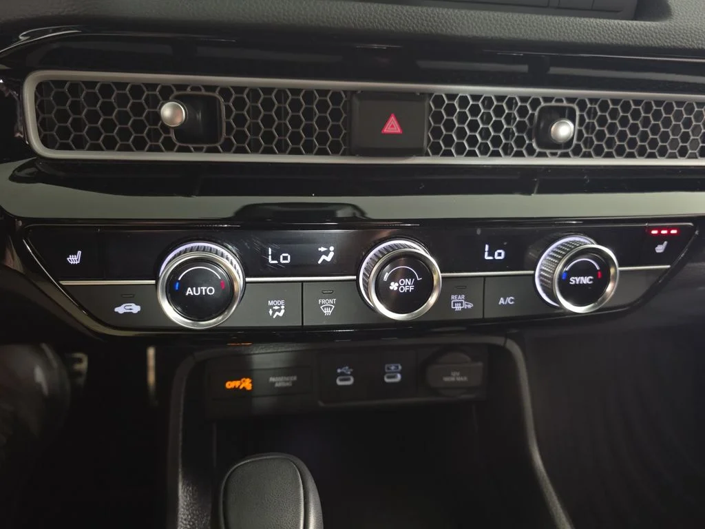 2025 Honda Civic Hatchback Sport - Photo 19