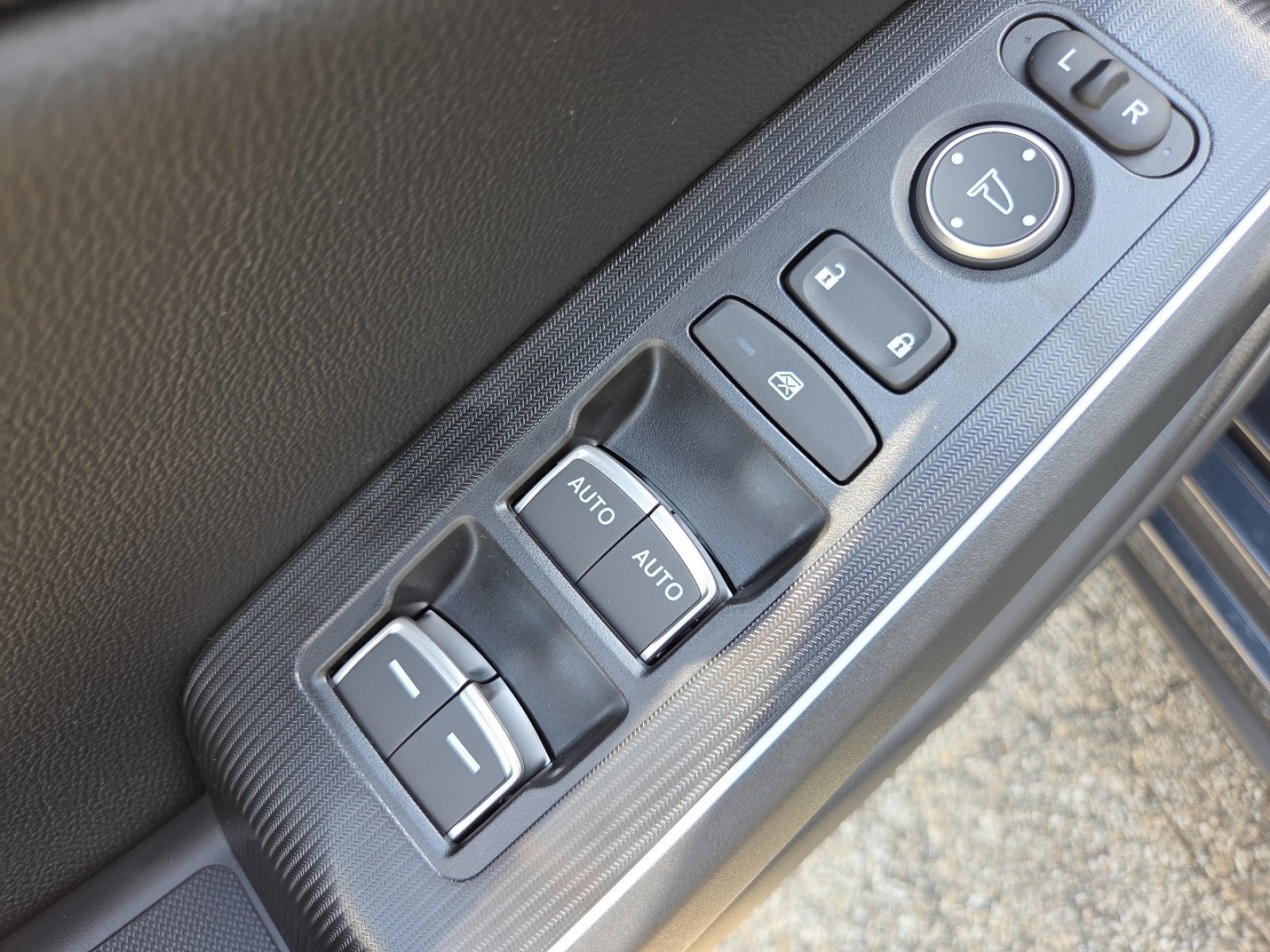 New 2026 Meteorite Gray Metallic Honda Sport Touring image 34