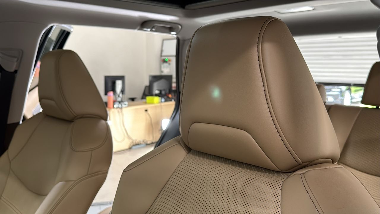 Certified Used 2025  Toyota Limited image 13