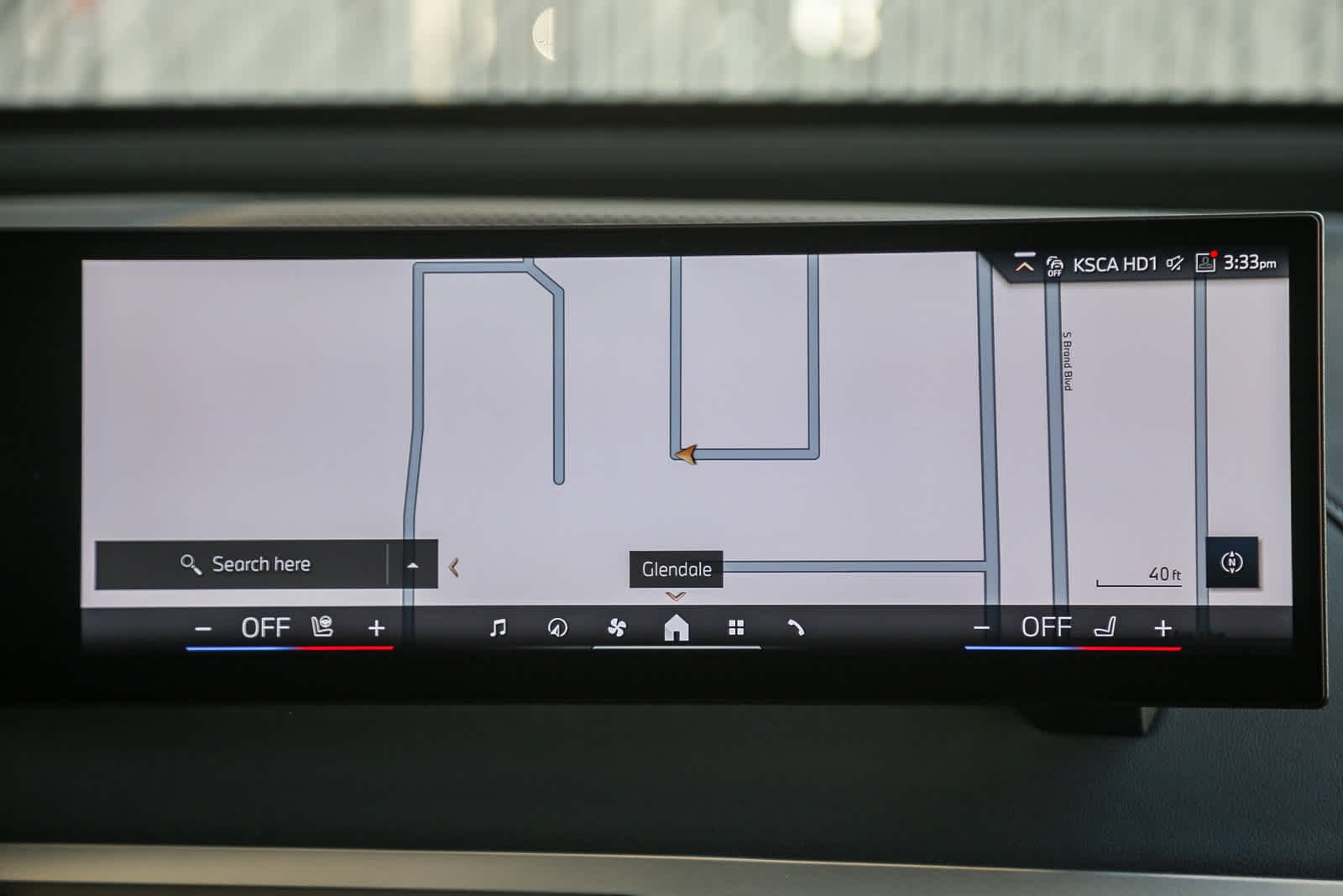 2025 BMW iX 50 - Photo 11
