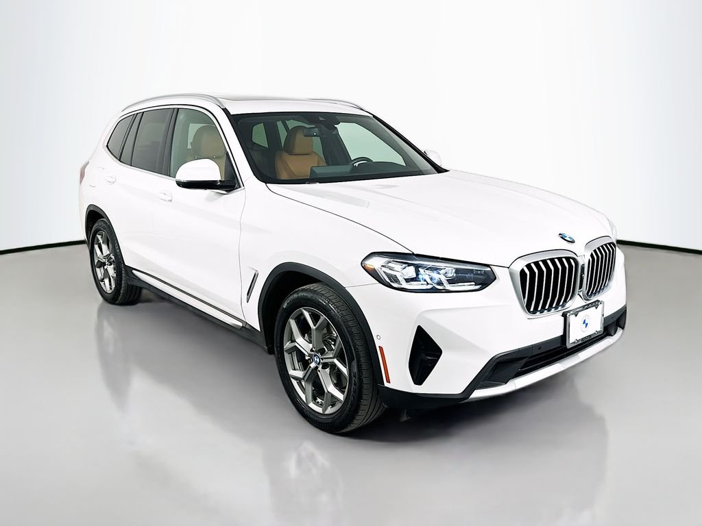 Certified Used 2024 Alpine White BMW sDrive30i image 3