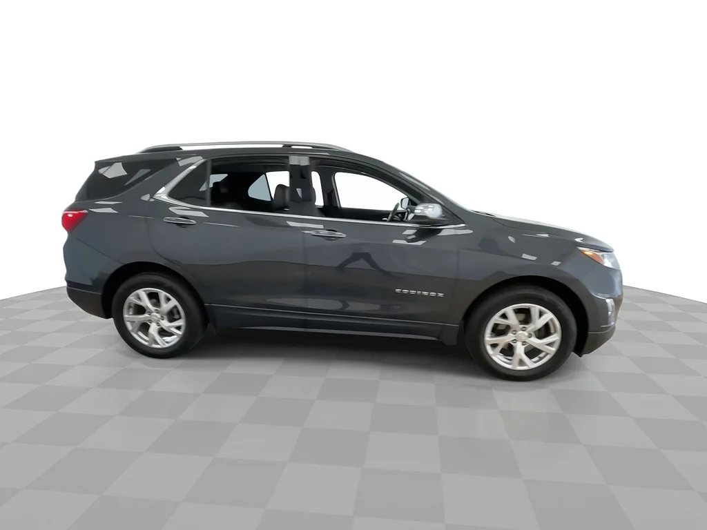 Used 2020 Nightfall Gray Metallic Chevrolet Premier image 2