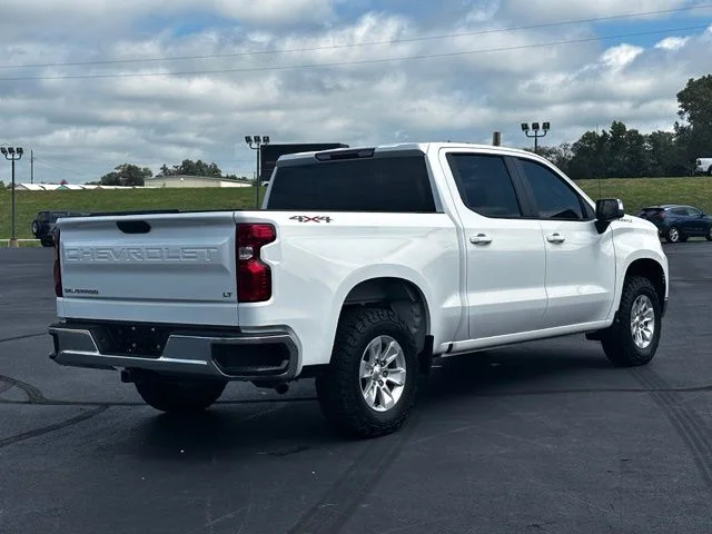 2023 Chevrolet Silverado 1500 LT - Photo 7
