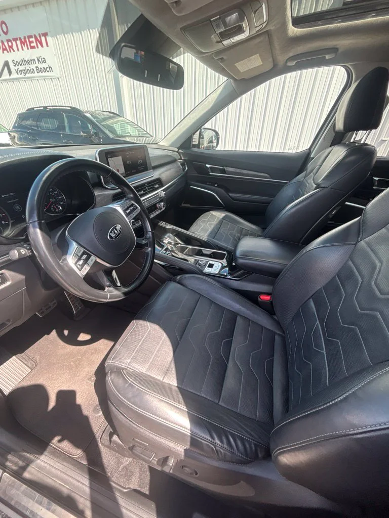 Used 2021 Gray Kia SX image 12