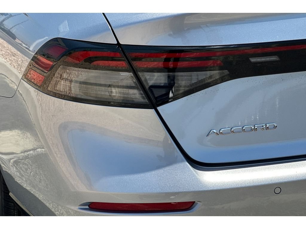 New 2026 Solar Silver Metallic Honda Touring image 32