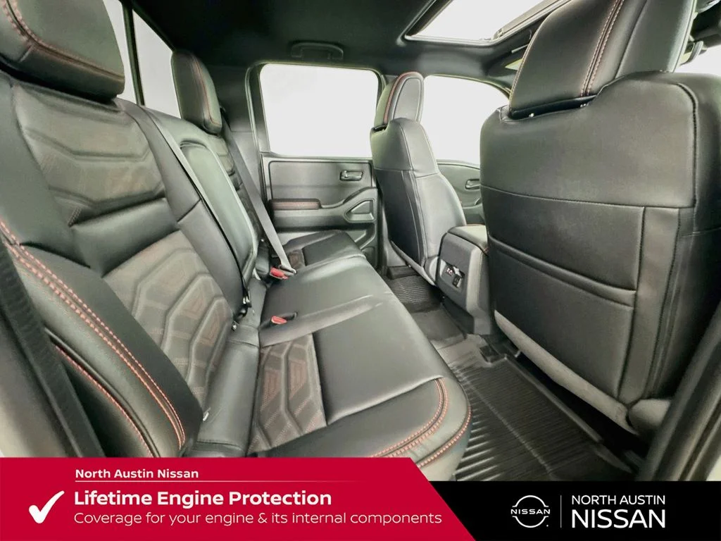New 2026 White Nissan PRO-X image 33