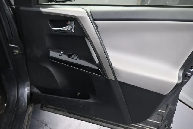 Used 2018 Gray Toyota Limited image 13